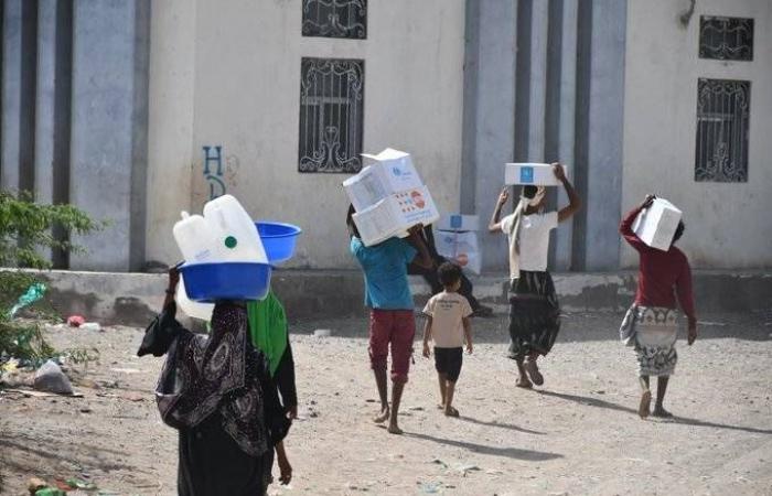 لعام
      آخر...
      فجوة
      التمويل
      تهدد
      بقاء
      ملايين
      اليمنيين