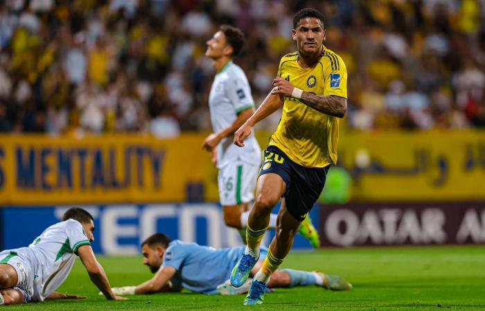 من
      آسيا
      إلى
      الخليج…
      3
      أندية
      سعودية
      تنافس
      على
      الألقاب
      في
      مشهد
      تاريخي