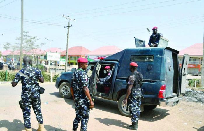 تصاعد
      العنف
      في
      نيجيريا
      والجماعات
      الإرهابية
      توسّع
      نفوذها