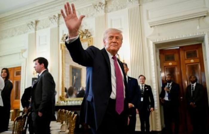 ترامب يمدد وقف إطلاق النار مع إيران، ويراهن على "انقسامات النظام" في طهران