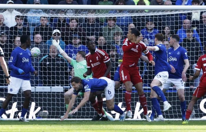 10
      نقاط
      مضيئة
      في
      الجولة
      الـ33
      من
      الدوري
      الإنجليزي