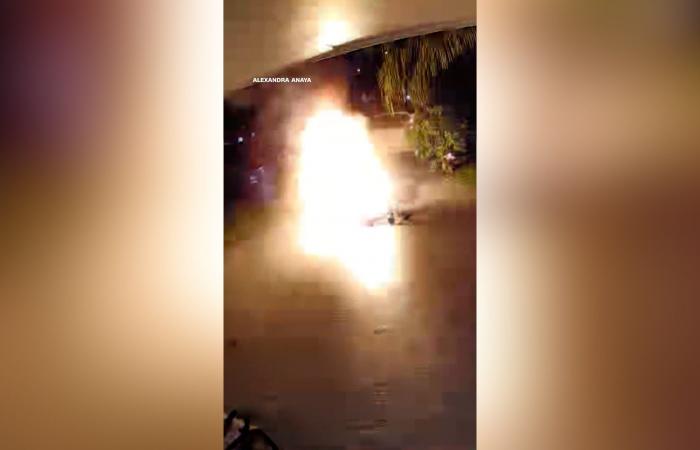 لقطات مرعبة.. شاهد لحظة انفجار كرسي متحرك كهربائي