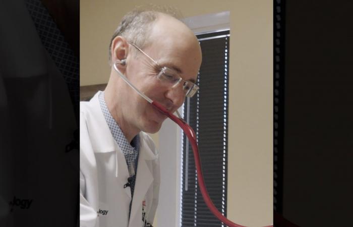 ​بلا عيادة ثابتة.. طبيب يتنقل في الريف الأمريكي لعلاج مرضى السرطان وإنقاذ الأرواح