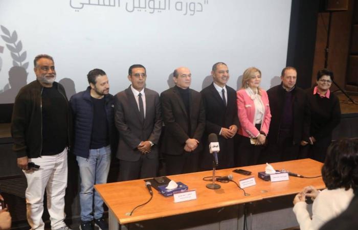 إرجاء
      جديد
      لـ«القومي
      للسينما»
      في
      مصر
      يثير
      تساؤلات