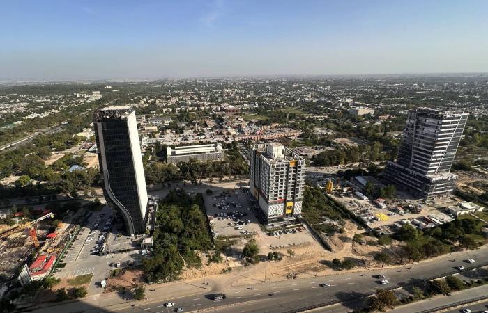 إيران
      تؤكد
      تقديرها
      للجهود
      الباكستانية
      لإنهاء
      الحرب