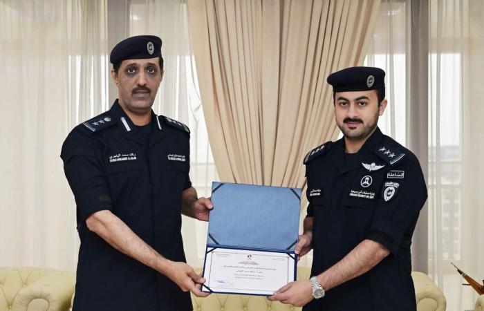 الإدارة العامة للأمن الصناعي بوزارة الداخلية تكرم عددًا من منتسبيها