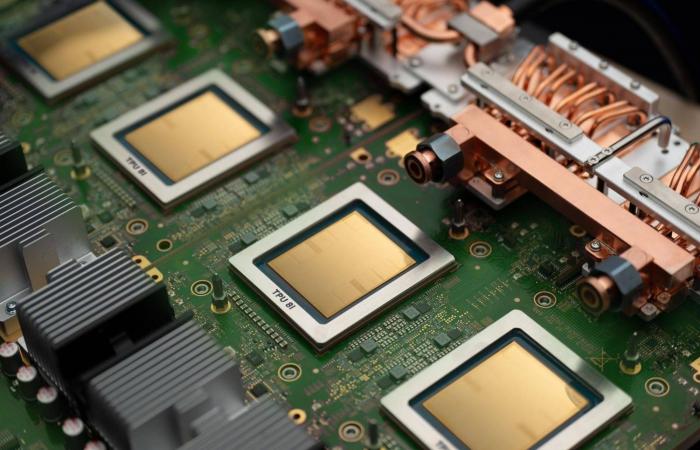 من
      لاس
      فيغاس...
      «غوغل
      كلاود
      نيكست
      2026»
      يرسم
      المرحلة
      التالية
      للذكاء
      الاصطناعي
      المؤسسي