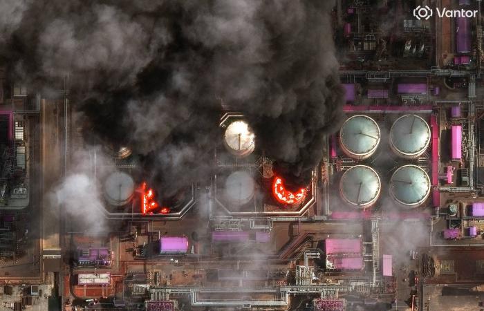 ستارمر:
      قلقون
      من
      هجمات
      بالوكالة
      في
      بريطانيا