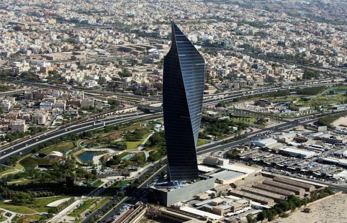 الكويت تعلن تعرض موقعين حدوديين لهجوم بمسيرتين من العراق