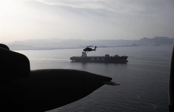 بالصور.. الحصار الأمريكي على الموانئ الإيرانية