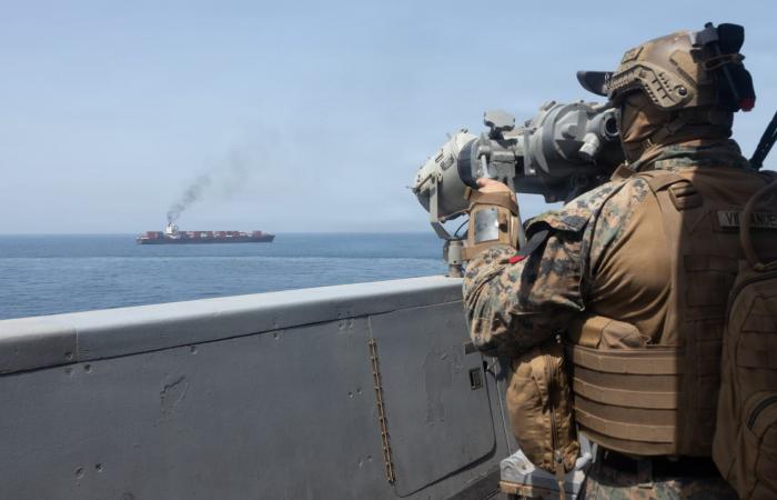 الألغام بمضيق هرمز وأمر ترامب بضرب أي زورق إيراني يزرعها.. ما قد لا تعلمه