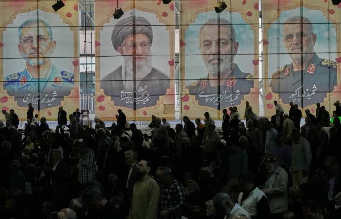 تركيا:
      السفير
      الأميركي
      يدافع
      عن
      تصريحات
      أثارت
      غضب
      المعارضة