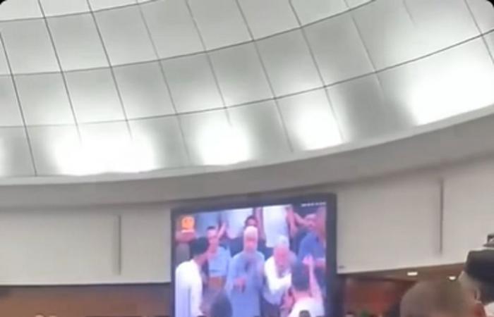 تزايد
      الرفض
      الشعبي
      والسياسي
      في
      غرب
      ليبيا
      لـ«مبادرة
      بولس»