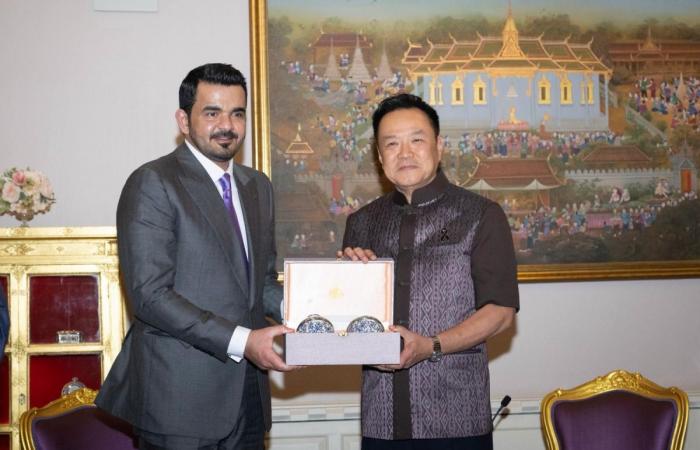 رئيس وزراء مملكة تايلاند يستقبل رئيس المجلس الأولمبي الآسيوي في بانكوك