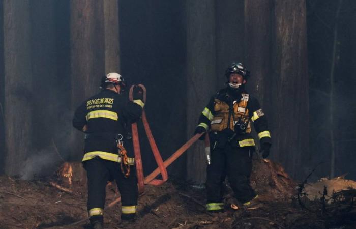 فرق الإطفاء تكافح حريقين في اليابان وإجلاء أكثر من 3 آلاف شخص