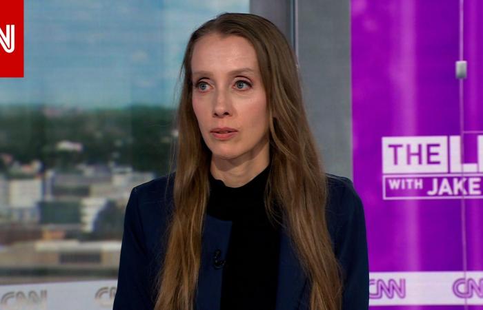 متابعة: بعد الإفراج عنها.. الصحفية الأمريكية شيلي كيتلسون تروي لـCNN تفاصيل اختطافها في العراق