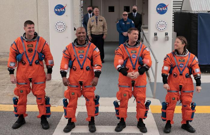 الكشف عن ساعة يد مصممة لاستكشافات خارج هذا العالم