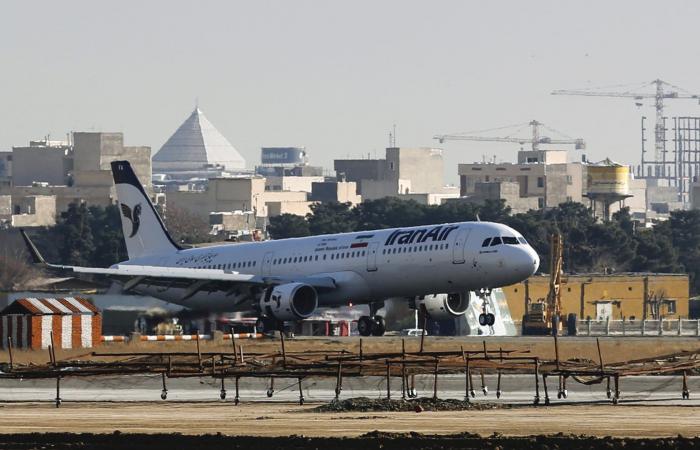 بعد توقف 56 يوما.. استئناف محدود الرحلات الجوية الدولية من طهران