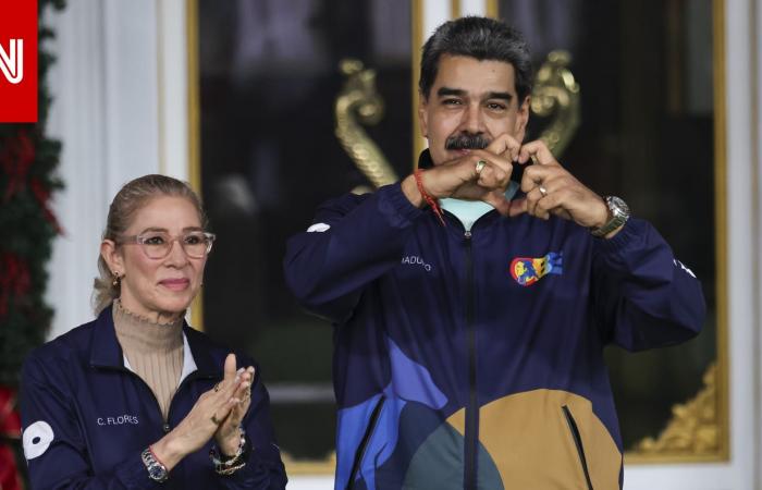 متابعة: أمريكا تسمح لحكومة فنزويلا بدفع رسوم الدفاع عن مادورو وزوجته