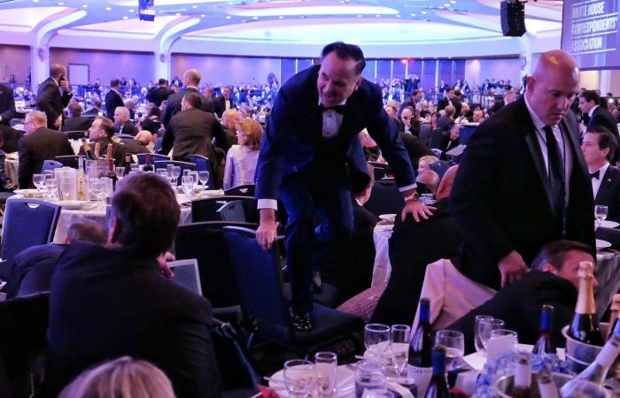 متابعة: ترامب وشعور زوجته.. تفاصيل كيف تحوّل أكبر عشاء سنوي بواشنطن إلى فوضى عارمة ومسرح جريمة