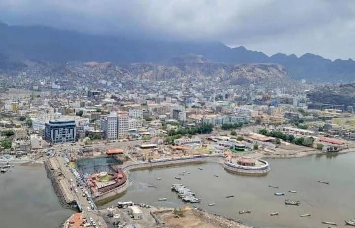 الأمن
      اليمني
      يعلن
      تفكيك
      خلية
      اغتيالات
      في
      عدن