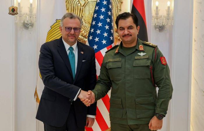 السيسي
      يعرب
      عن
      ارتياحه
      لسلامة
      ترمب