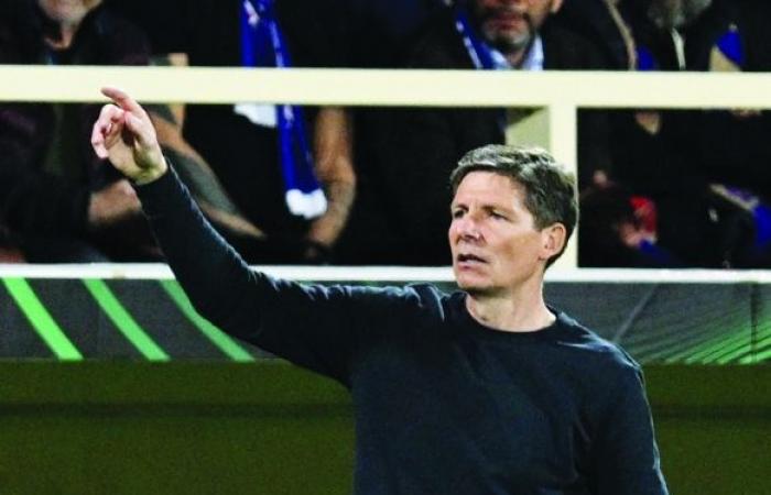 صيف
      حافل
      ينتظر
      حركة
      تغيير
      وانتقالات
      للمديرين
      الفنيين