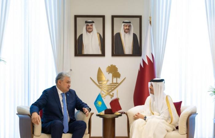 رئيس مجلس الوزراء وزير الخارجية يستقبل وزير خارجية كازاخستان