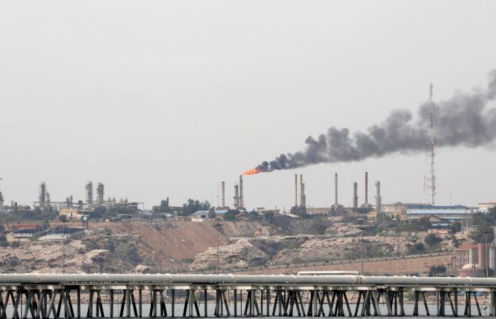 "خطوط النفط الإيرانية ستنفجر خلال ثلاثة أيام".. ماذا قال خبراء عن مزاعم ترامب؟