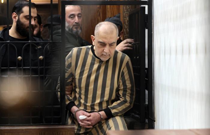 العراق
      في
      «فراغ
      دستوري»
      حكومياً