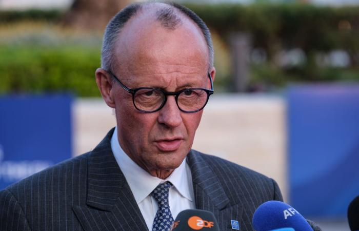 المستشار الألماني: الولايات المتحدة "تتعرض للإذلال" من قبل إيران