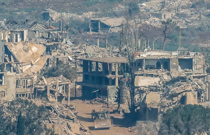 لبنان
      بين
      شبح
      جولة
      حرب
      جديدة
      وواقع
      الاشتباك
      المضبوط