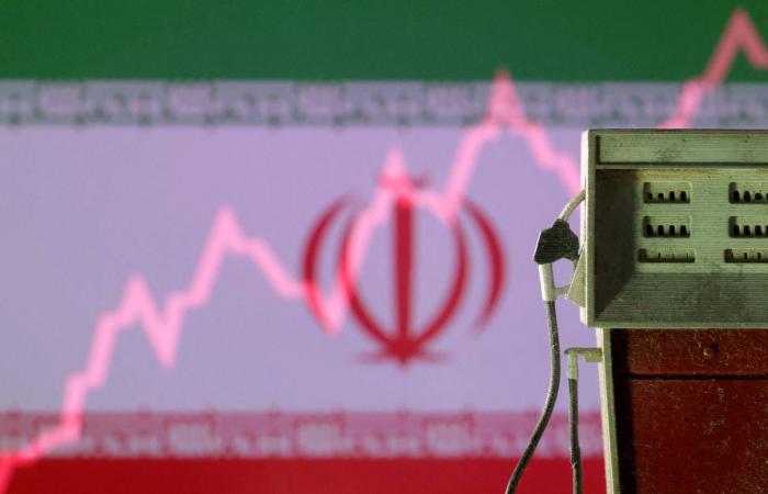 حكومة
      اليابان
      مستعدة
      «على
      مدار
      الساعة»
      لحماية
      الين