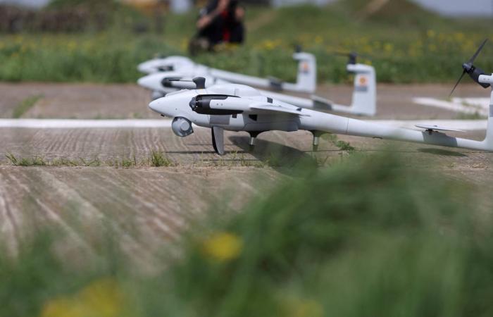 اندلاع
      حريق
      في
      مصفاة
      نفط
      روسية
      بعد
      هجوم
      بمسيرات