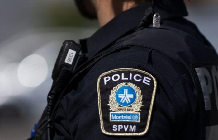 إطلاق
      نار
      يستهدف
      منزلا
      في
      مونتريال
      أثناء
      نوم
      السكان
      في
      الداخل