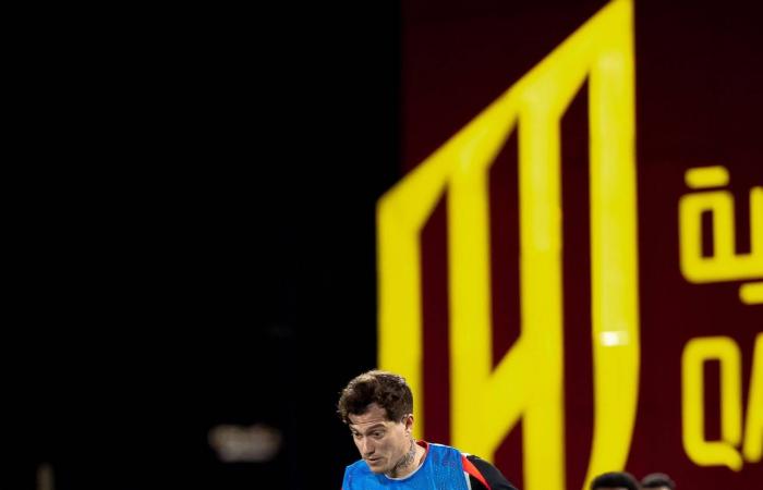 الدوري
      السعودي:
      الحزم
      يجبر
      نيوم
      على
      التعادل