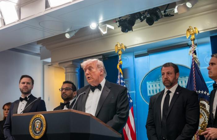 من حضر ومن غاب؟ خريطة المشاركين في عشاء مراسلي البيت الأبيض