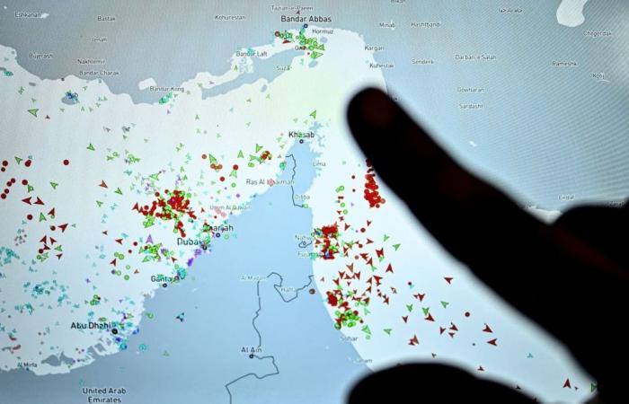 قادة مجلس التعاون يؤكدون رفضهم لإغلاق مضيق هرمز وفرض رسوم لعبور السفن تحت أي ظرف أو مسمى