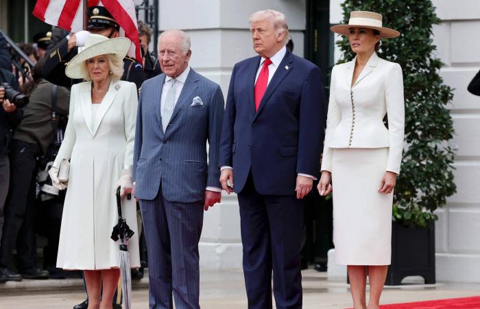 بالصور:
      أميركا
      تحتفي
      بالملك
      تشارلز...
      وترمب
      يشيد
      بعمق
      «العلاقة
      الخاصة»
      مع
      بريطانيا