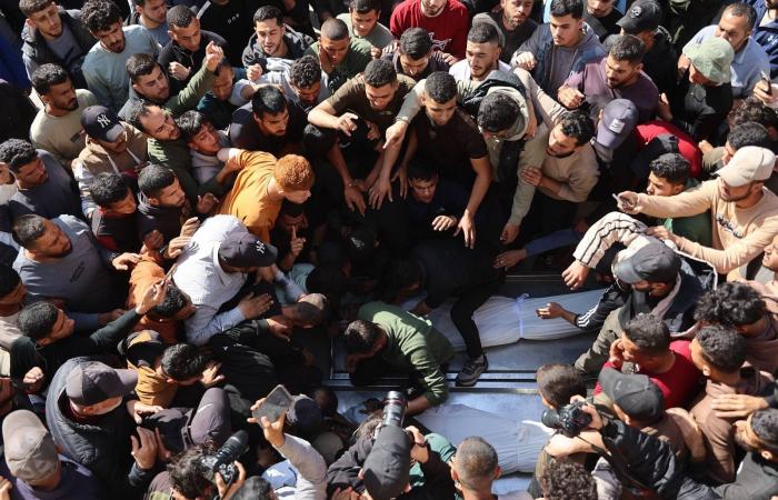 مصدر
      مصري
      لـ«الشرق
      الأوسط»:
      قائد
      قوات
      الاستقرار
      الدولية
      سيشارك
      بمحادثات
      غزة