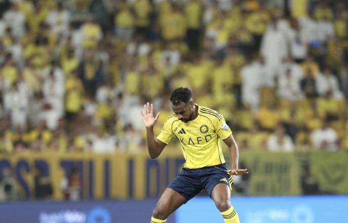 ديميرال:
      دائما
      ما
      يُساعدون
      النصر
      لتحقيق
      شيء