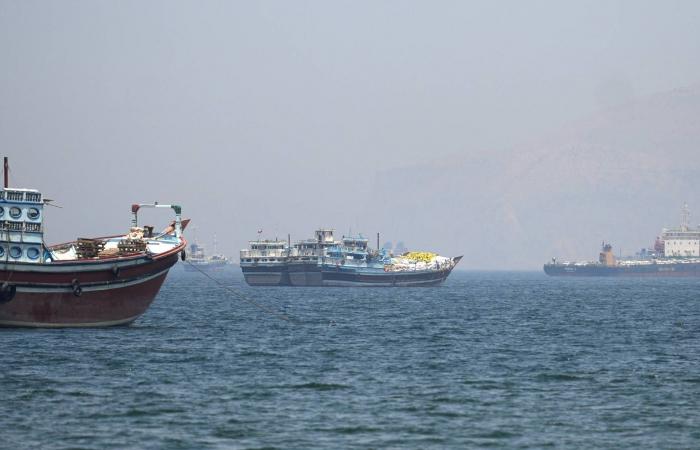 ترمب
      يلوّح
      بحصار
      طويل
      على
      إيران
      لدفعها
      إلى
      اتفاق