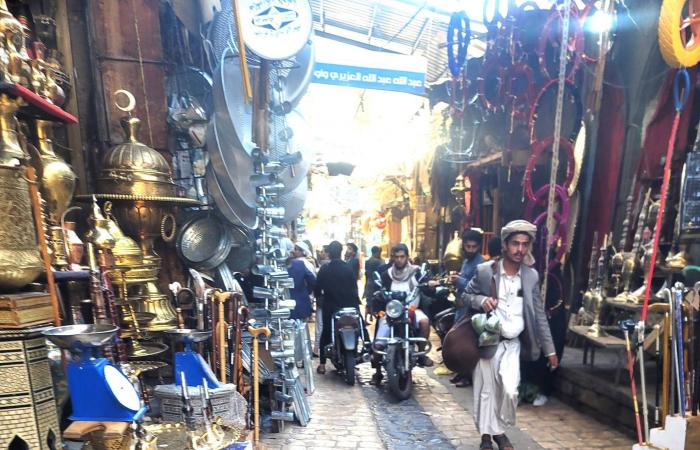 تحذيرات
      دولية
      من
      اتساع
      المجاعة
      في
      اليمن