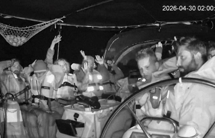 السفارة
      الأميركية
      في
      بيروت
      إلى
      انخراط
      مباشر
      بين
      لبنان
      وإسرائيل