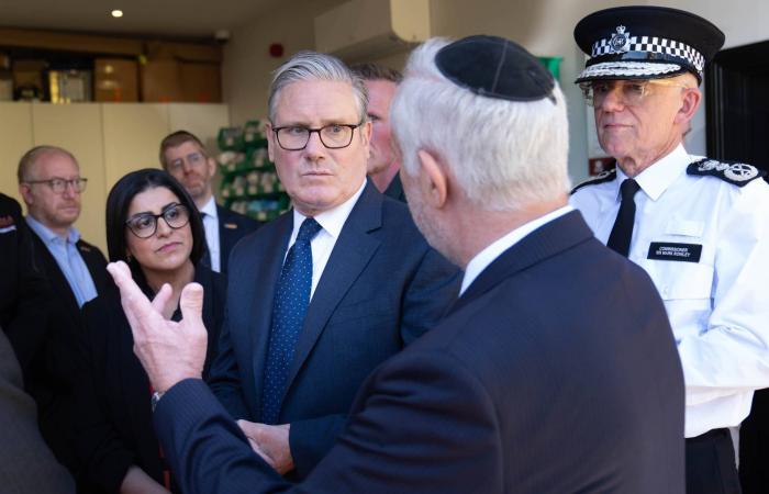 الادعاء
      العام
      الفرنسي
      يشتبه
      في
      ضلوع
      مراهق
      بهجوم
      سيبراني
      ضخم