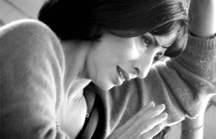 حميد
      بن
      عمرة:
      السينما
      هي
      كل
      شيء
      عدا
      المنطق