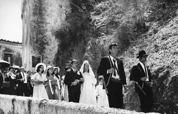 "هبة من السماء".. كيف غيّر فيلم "العرّاب" مصير هذه القرية الصغيرة بإيطاليا