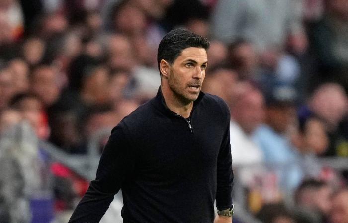 ماونت
      لاعب
      اليونايتد:
      منذ
      طفولتي
      وأنا
      أحلم
      بلقب
      الدوري
      الإنجليزي