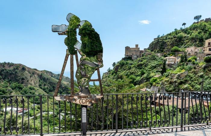 "هبة من السماء".. كيف غيّر فيلم "العرّاب" مصير هذه القرية الصغيرة بإيطاليا