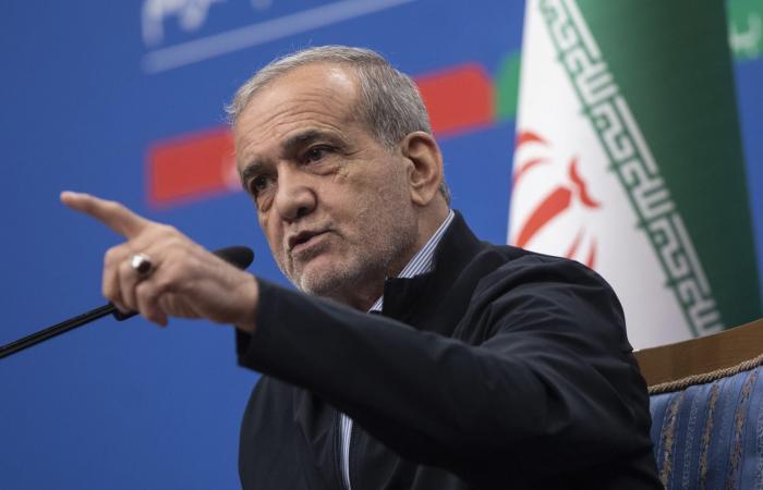 رئيس إيران: الحصار البحري الأمريكي امتداد للعمليات العسكرية